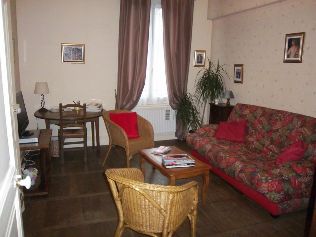 Le Relais De Marbot Appartement *